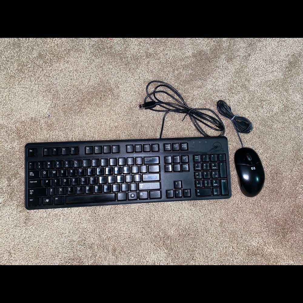 Dell Keyboard KB212-B with HP mouse